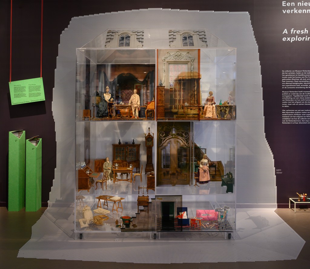 Pop-up poppenhuis: tijdelijk te zien in Museum Rotterdam ’40 – ’45&nbsp;NU